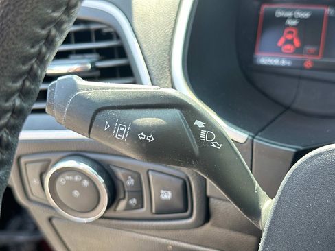 Used 2019 Ford Edge SEL w/ Equipment Group 201A image 27