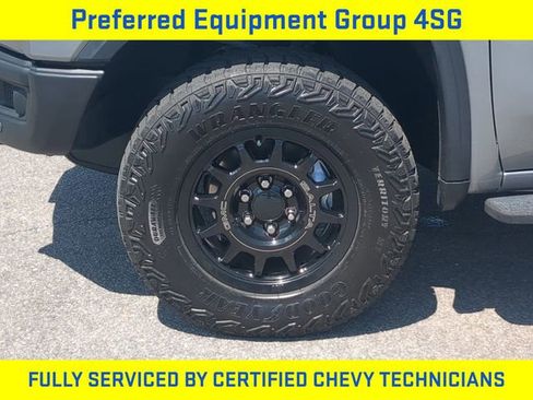 Used 2024 GMC Sierra 1500 AT4X w/ AT4X AEV Edition AWD/4WD image 19