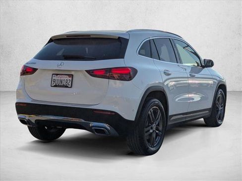 Certified 2025 Mercedes-Benz GLA 250 image 5