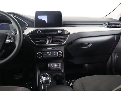 Used 2022 Ford Escape SE image 38