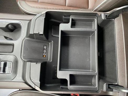 Used 2024 GMC Sierra 1500 Denali RWD image 21