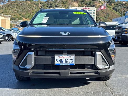 Used 2024 Hyundai Kona SEL FWD image 5