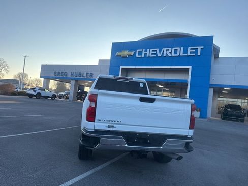 Used 2024 Chevrolet Silverado 2500 W/T w/ WT Convenience Package image 12