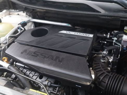 Used 2025 Nissan Rogue SV FWD image 8
