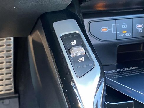 New 2025 Kia Sorento SX Prestige image 17