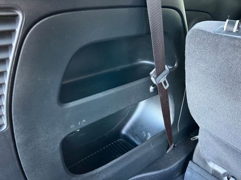 Used 2019 Chrysler Pacifica Touring Plus w/ S Appearance Package image 21