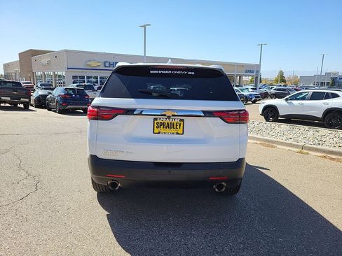 Used 2023 Chevrolet Traverse LS image 7