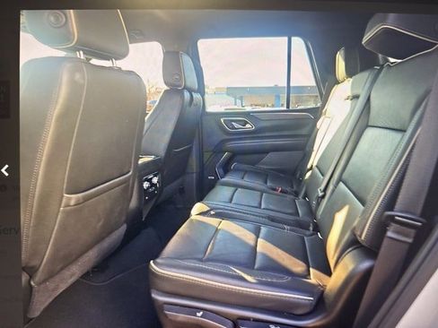 Used 2021 GMC Yukon SLT image 11