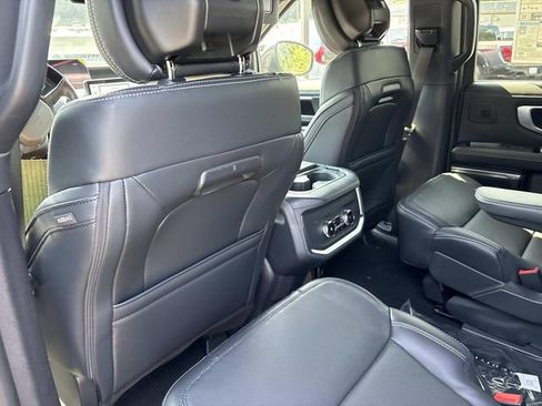 New 2027 Ford Expedition Platinum w/ Stealth Appearance Package AWD/4WD image 17