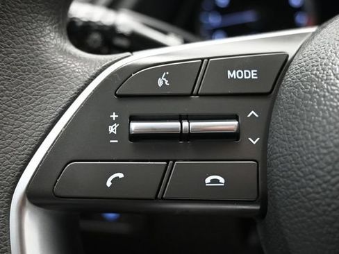 Used 2023 Hyundai Sonata SE FWD image 17