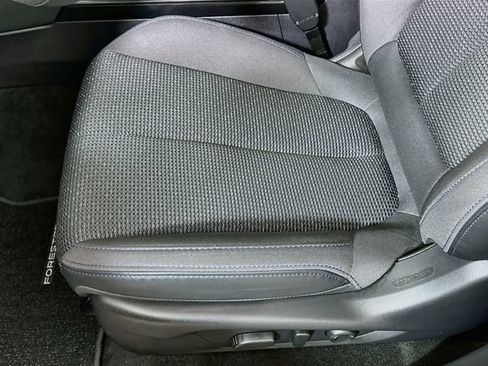 Certified 2026 Subaru Forester Premium w/ Base/Premium Package AWD/4WD image 19