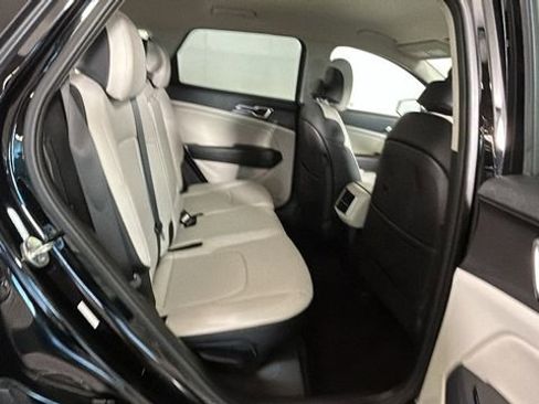 Used 2023 Kia Sportage EX FWD image 30
