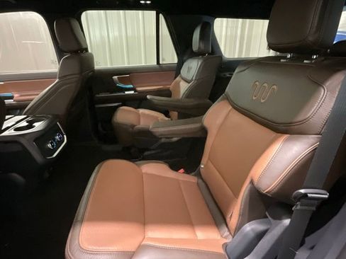 Used 2025 Ford Expedition King Ranch image 13