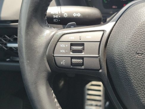 Used 2023 Honda Accord Sport image 9