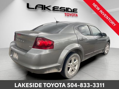 Used 2013 Dodge Avenger SXT image 6