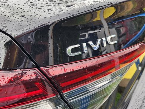 Used 2025 Honda Civic Sport image 8