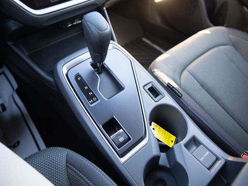 Used 2024 Subaru Crosstrek 2.0i Premium w/ Crosstrek Mirror Package image 16