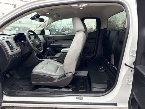 Used 2018 Chevrolet Colorado 2WD Extended Cab image 21