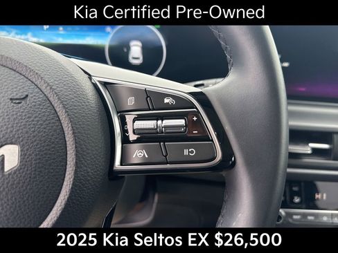 Certified 2025 Kia Seltos EX image 32