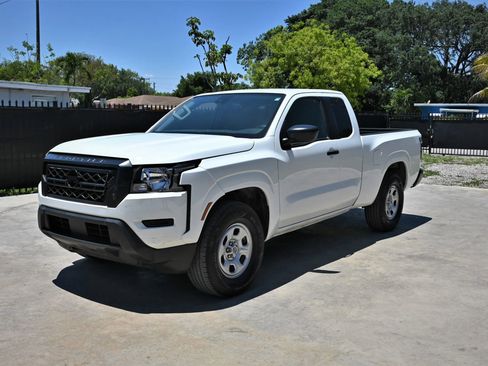 Used 2024 Nissan Frontier S RWD image 1
