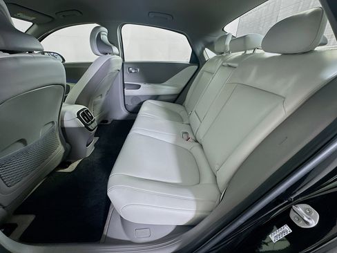 Used 2024 Hyundai Ioniq 6 SEL RWD image 28