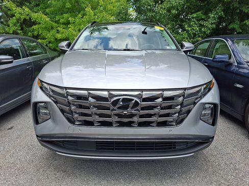 Used 2024 Hyundai Tucson Limited AWD/4WD image 2