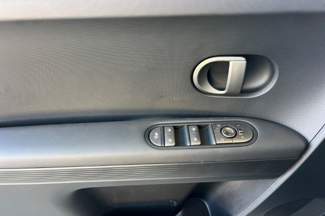 New 2027 Hyundai Ioniq 5 SEL AWD/4WD image 10