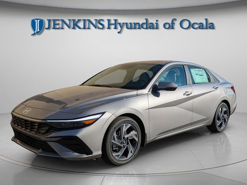 New 2026 Hyundai Elantra Limited image 9