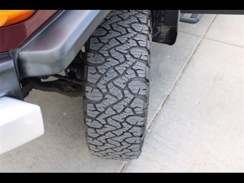 Used 2007 Toyota FJ Cruiser 4WD image 12