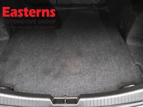 Used 2024 Chevrolet Malibu LT FWD image 9