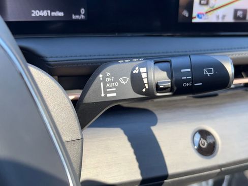 Used 2023 Nissan Ariya FWD image 16