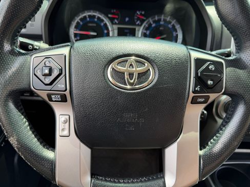 Used 2016 Toyota 4Runner Limited AWD/4WD image 11