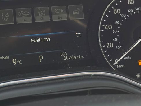 Used 2021 Toyota Avalon XSE image 27