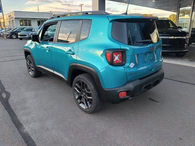 Used 2021 Jeep Renegade Latitude AWD/4WD image 2