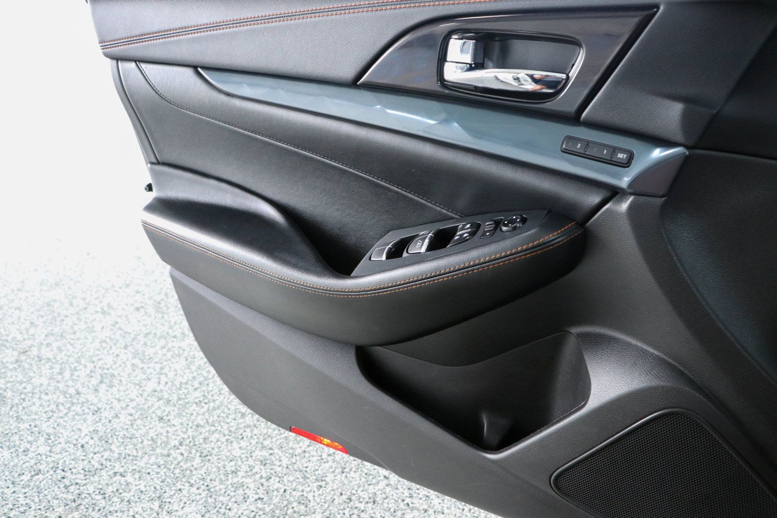Used 2021 Nissan Maxima SR w/ Sport Mat Group FWD image 23