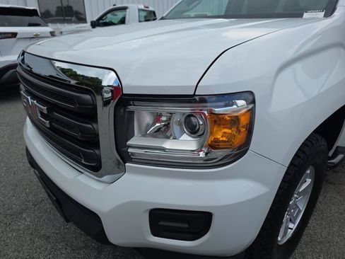 Used 2017 GMC Canyon 2WD Crew Cab w/ Convenience Package image 31