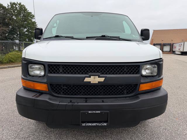 Used 2015 Chevrolet Express 2500 RWD image 2