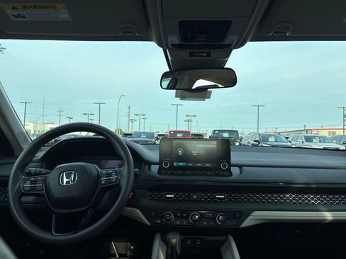 Used 2024 Honda Accord EX image 29