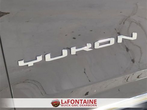 Certified 2024 GMC Yukon SLT w/ SLT Luxury Package image 30