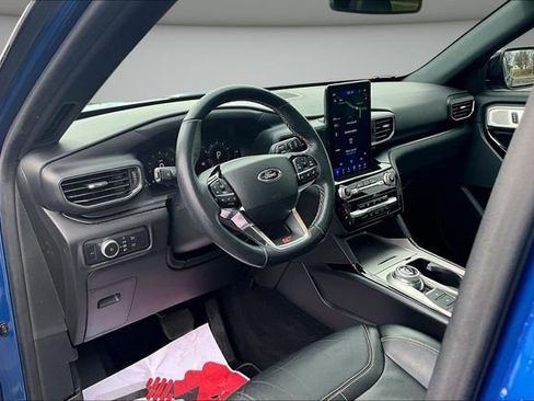 Used 2022 Ford Explorer ST w/ Equipment Group 401A image 17