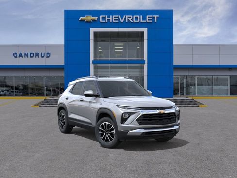 New 2026 Chevrolet TrailBlazer LT w/ LT Cold Weather Package AWD/4WD image 1