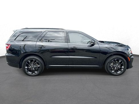 Used 2023 Dodge Durango R/T RWD image 2
