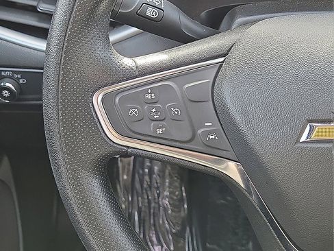 Used 2024 Chevrolet Malibu LT image 19