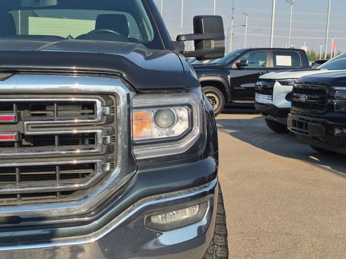 Used 2018 GMC Sierra 1500 SLE w/ SLE Fleet Preferred Package AWD/4WD image 10