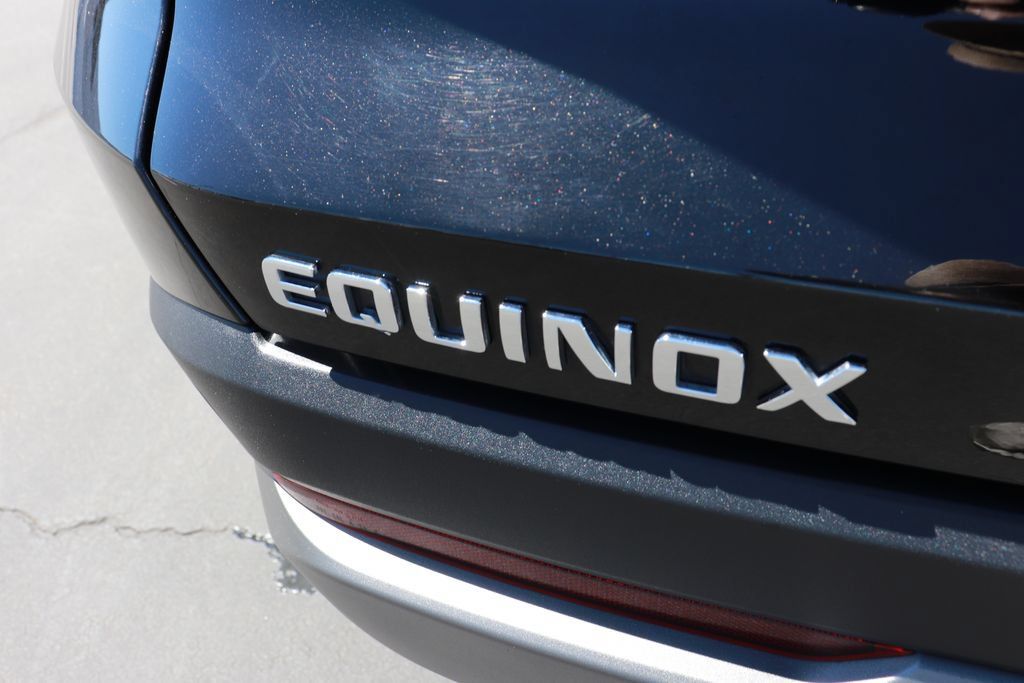 Used 2026 Chevrolet Equinox LT FWD image 6