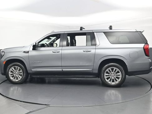 Used 2023 GMC Yukon XL SLT AWD/4WD image 50
