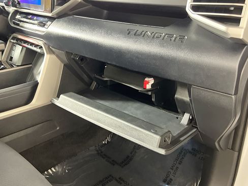 Used 2025 Toyota Tundra SR5 w/ SR5 Convenience Package RWD image 34