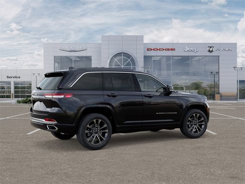 New 2025 Jeep Grand Cherokee Overland w/ Adv Protech Group III image 4