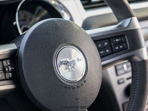 Used 2014 Ford Mustang GT Premium image 50