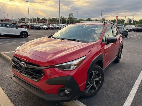 Used 2024 Subaru Crosstrek 2.0i Premium AWD/4WD image 2